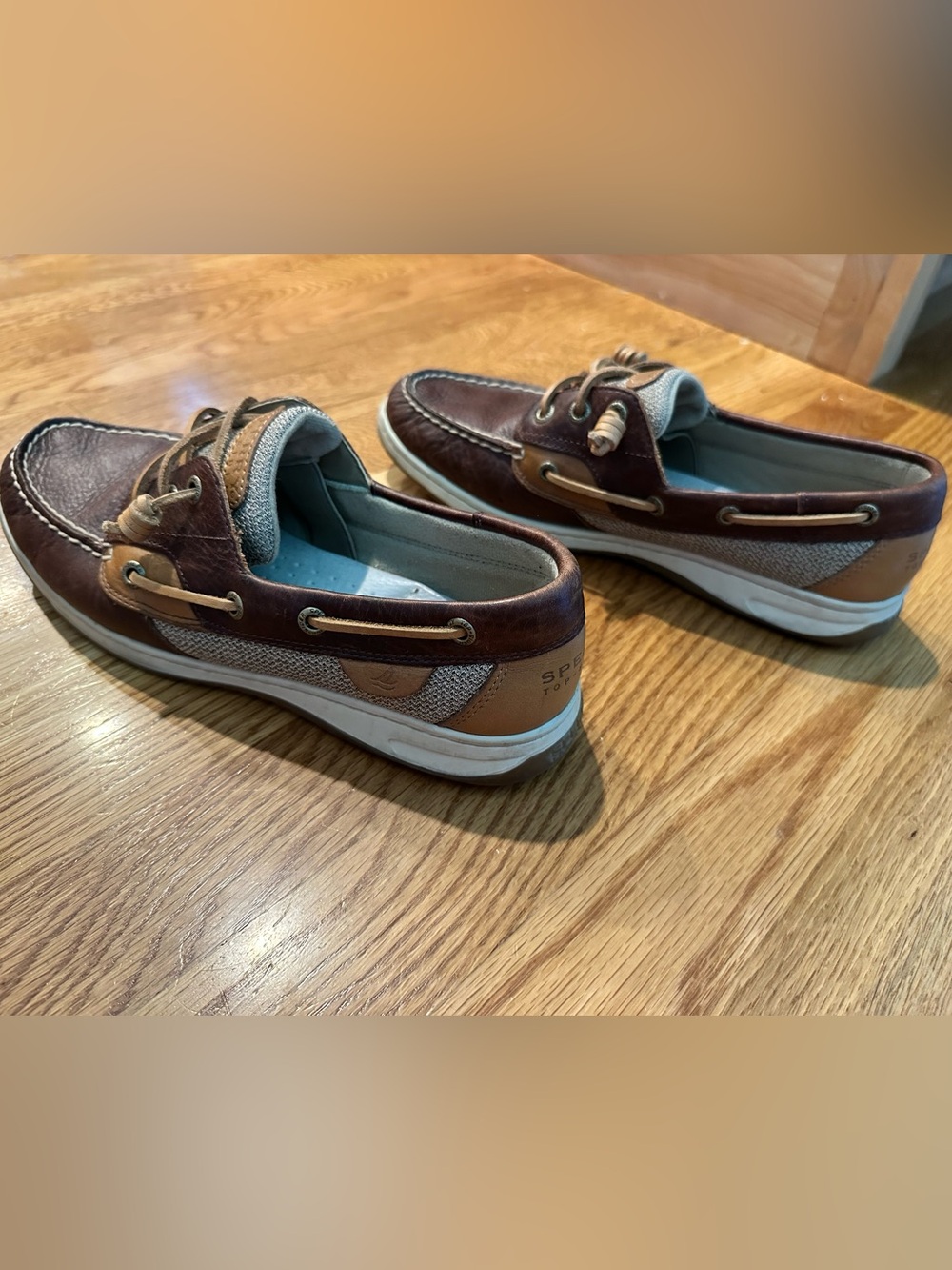 Women’s Sperry Brown Leather Boat Shoes with Tan Accents | Size 10 - Picture 3 of 8